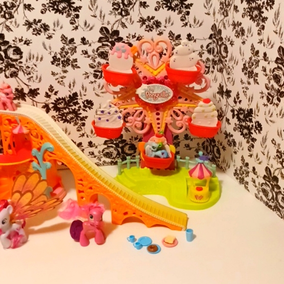 2006 MLP FERRIS WHEEL, ROLLER COASTER,  SUNDAE 🍨 - Picture 2 of 12